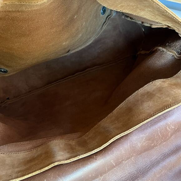 Unisex Brown Genuine Leather Crossbody Messenger Saddle Bag - Picture 12 of 16